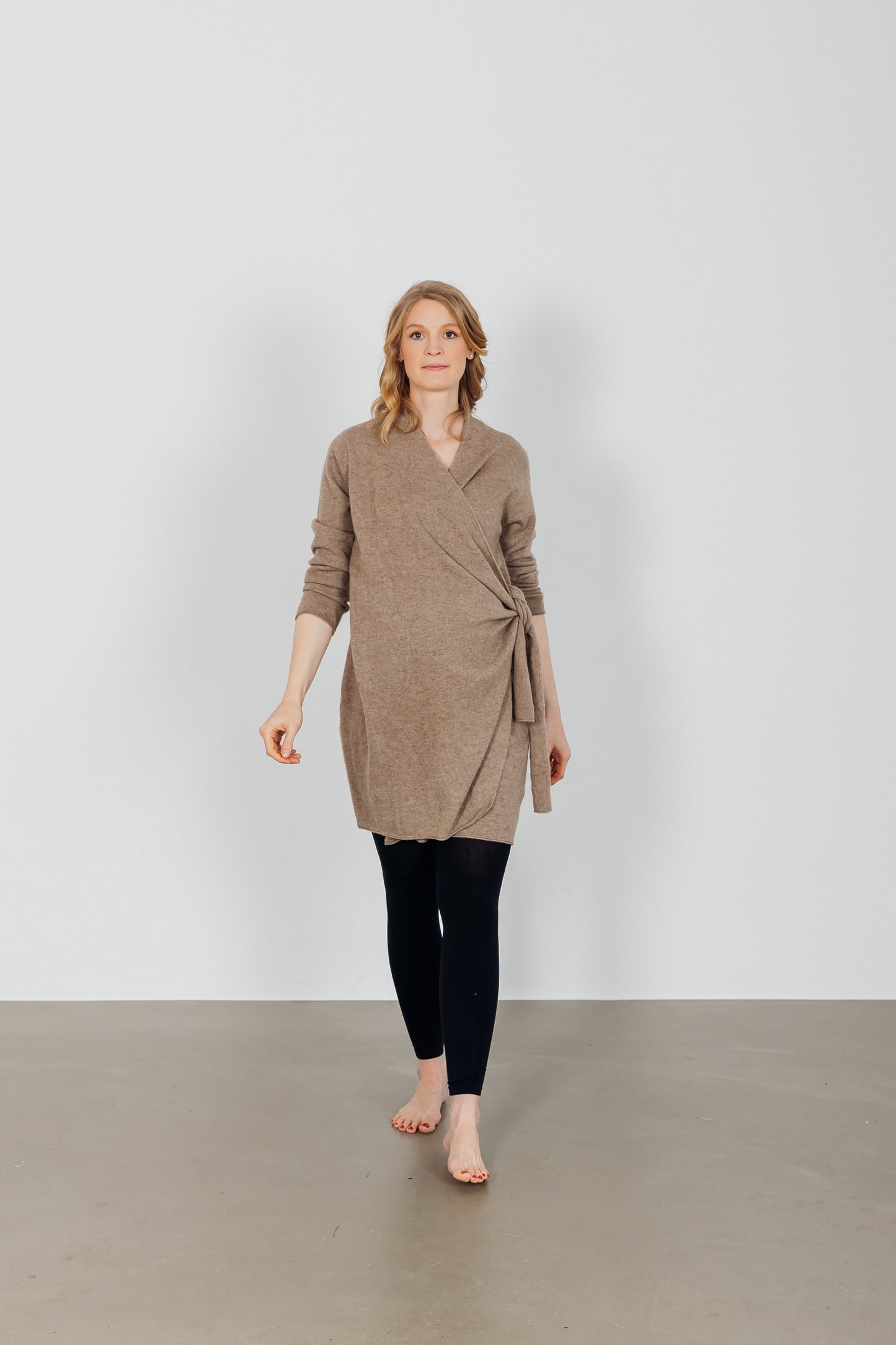 Wickeljacke aus 100% Cashmere in Cashmere Beige